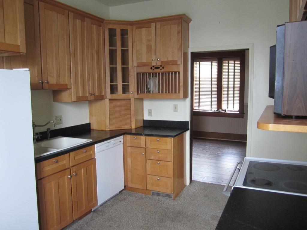 500 E King St, Garrett, IN 46738 photo 3