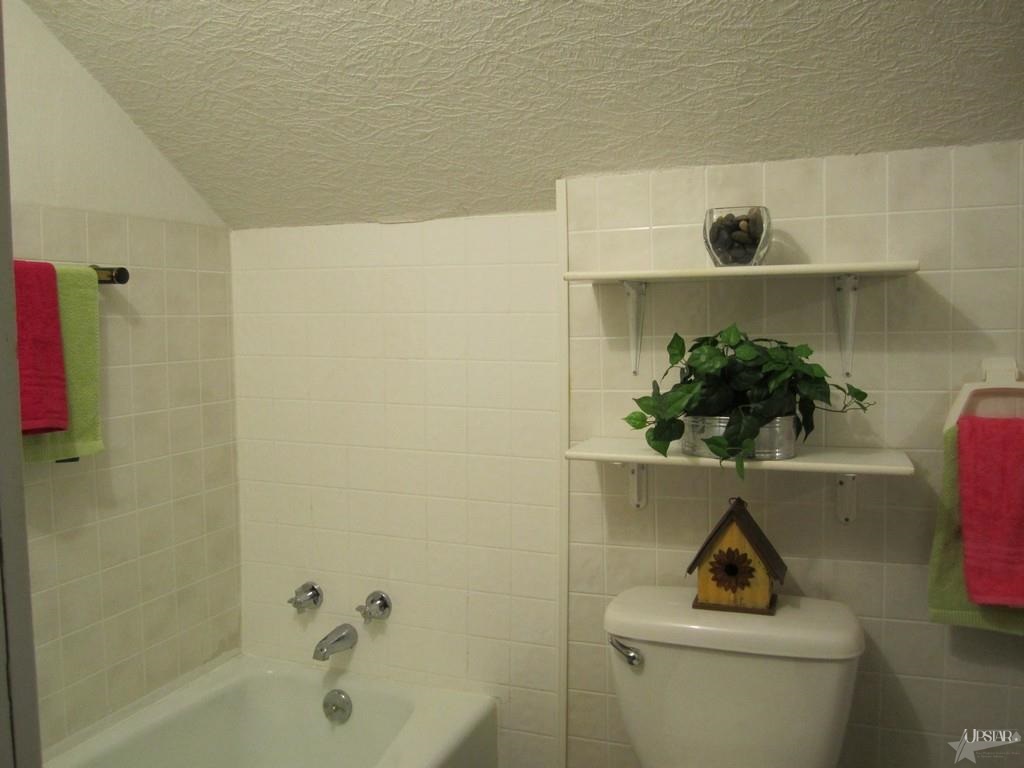 500 E King St, Garrett, IN 46738 photo 16