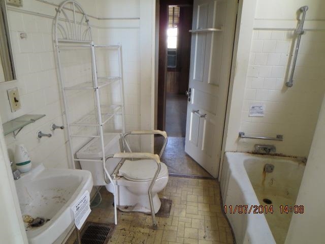 317 W Columbia St, Evansville, IN 47710 photo 7