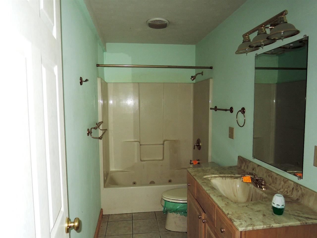 1242 River Rd, Spencer, IN 47460 photo 5