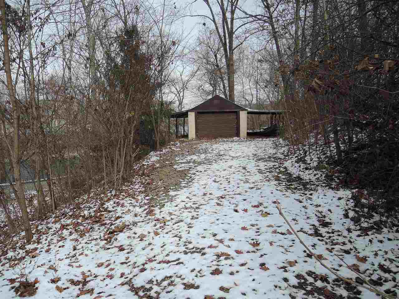 1242 River Rd, Spencer, IN 47460 photo 8
