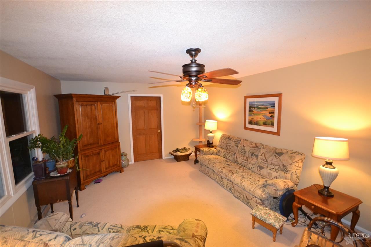 7771 E 1000 N, Kendallville, IN 46755 photo 6