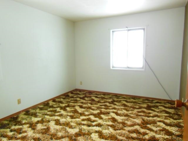102 Tami Ln, Williamsport, IN 47993 photo 9