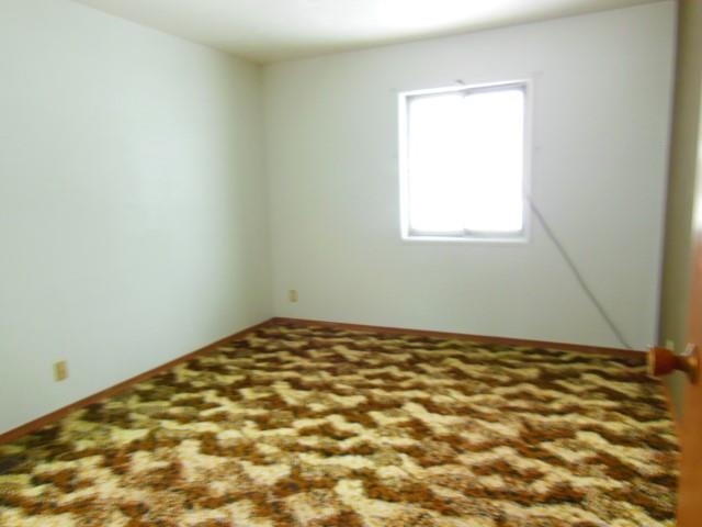 102 Tami Ln, Williamsport, IN 47993 photo 7