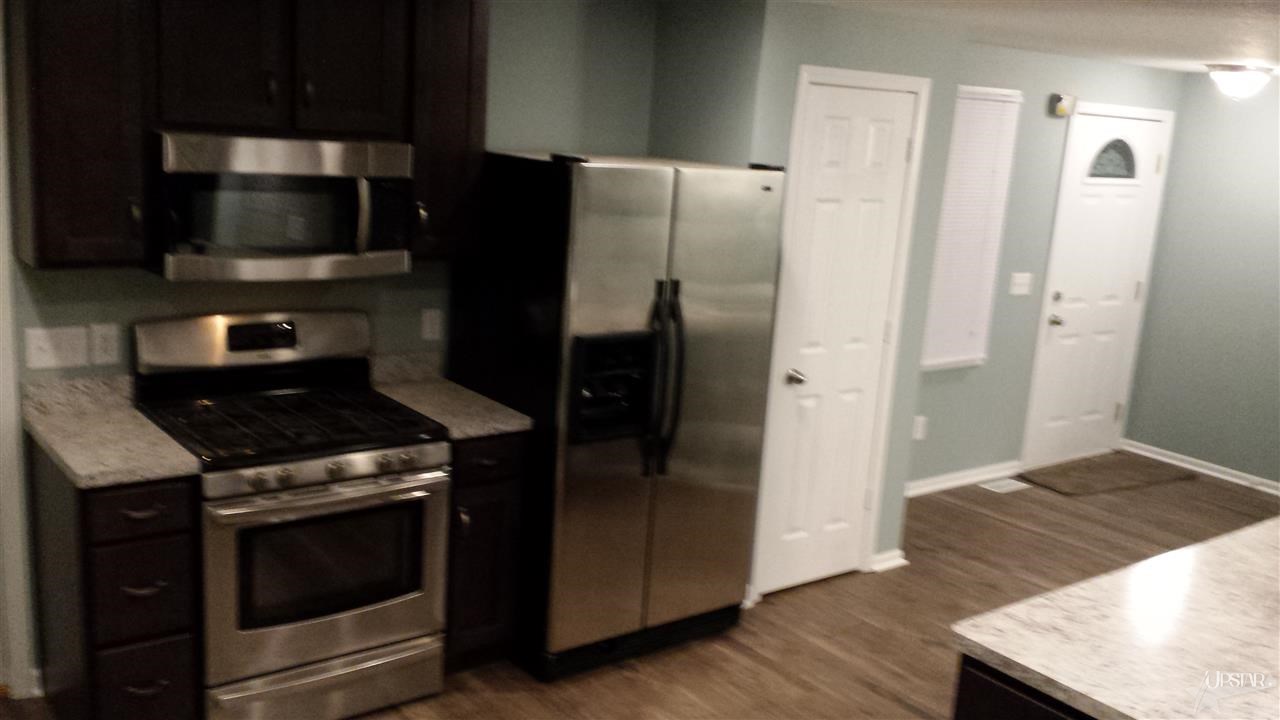 7222 Carroll Rd, Fort Wayne, IN 46818 photo 2