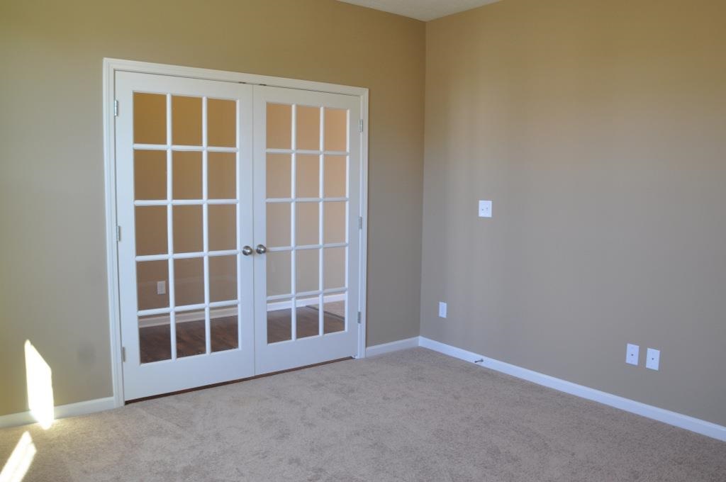 5354 W Stonewood Dr, Bloomington, IN 47403 photo 6