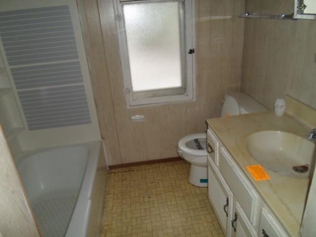3160 E 695 N, Howe, IN 46746 photo 6
