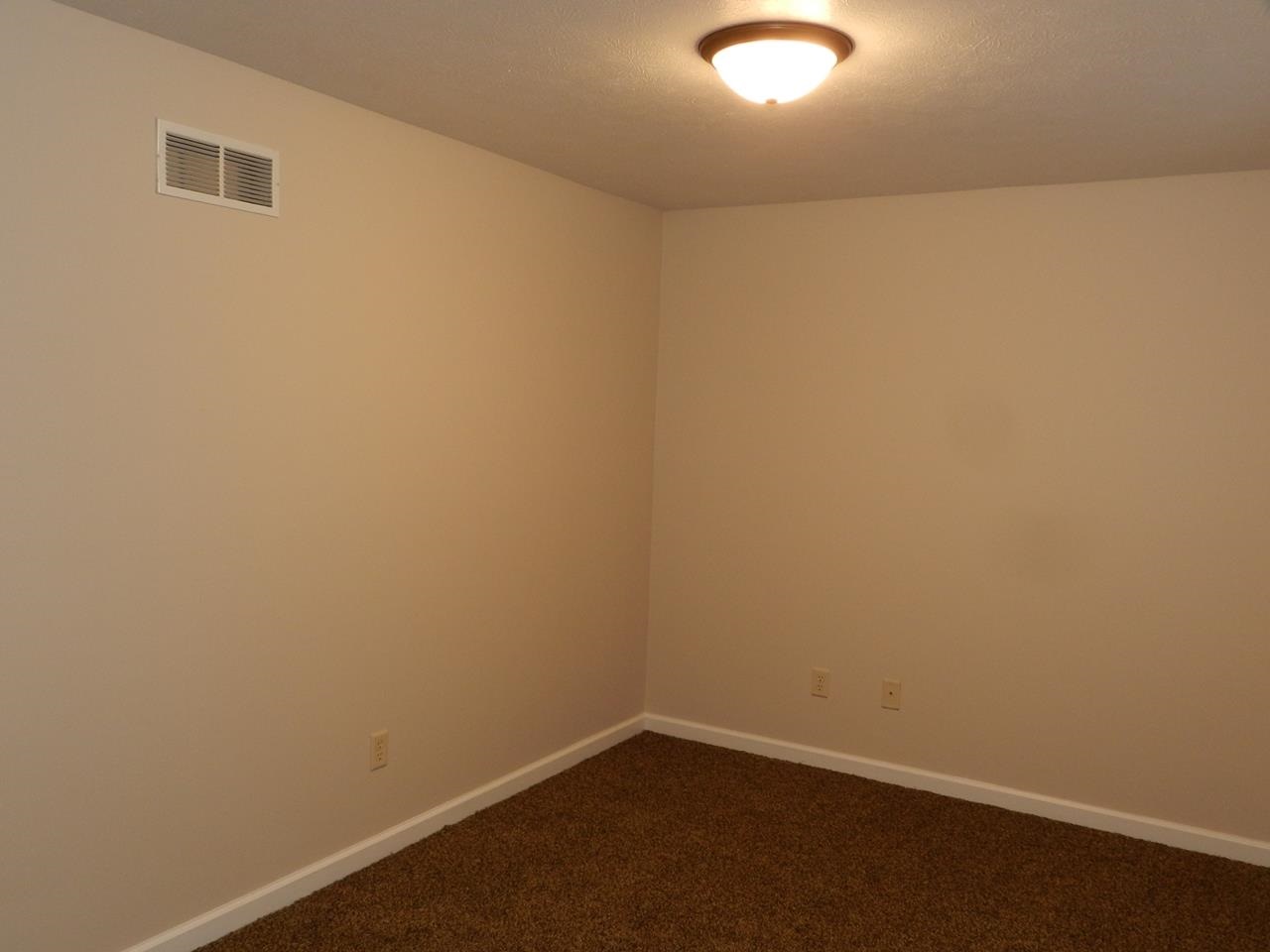 758 Roland Ct, South Bend, IN 46601 photo 11