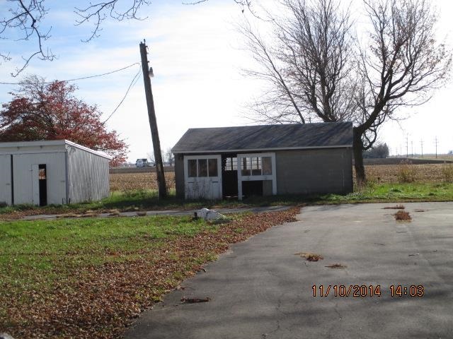 2381 N 300 W, Tipton, IN 46072 photo 3
