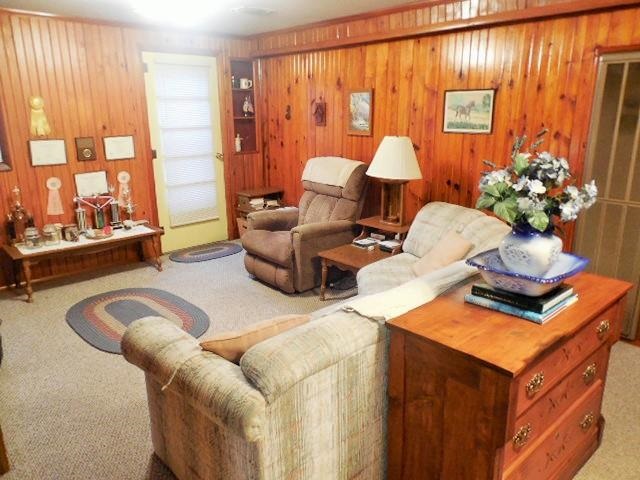 213 W Highland Ave, Marion, IN 46952 photo 9