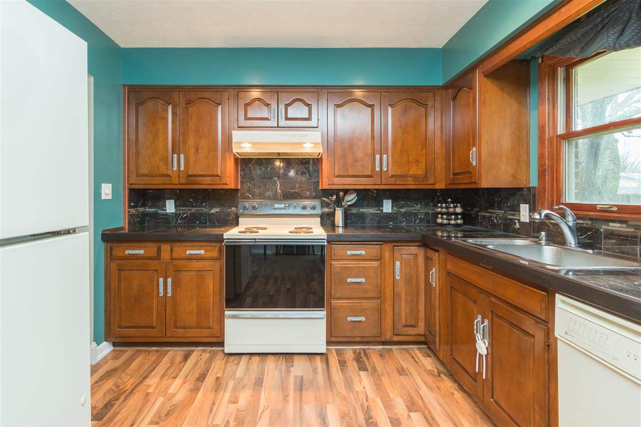 1539 N Bay Dr, Elkhart, IN 46514 photo 10