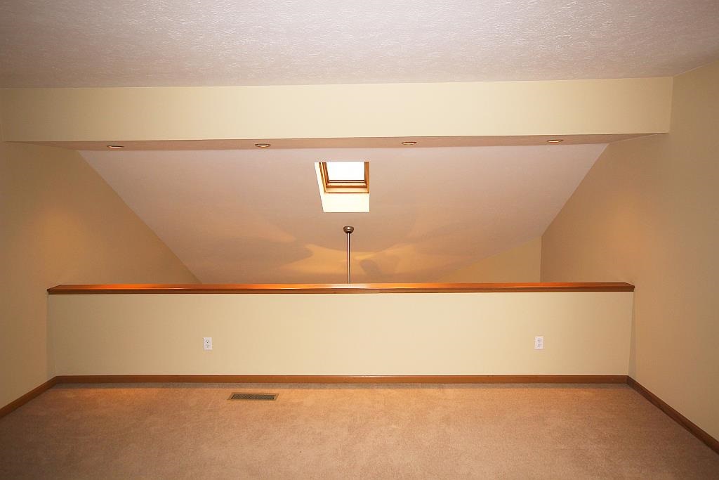 1510 N Oakhill #k-1, South Bend, IN 46637 photo 19