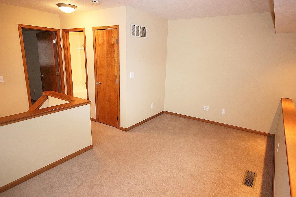 1510 N Oakhill #k-1, South Bend, IN 46637 photo 18