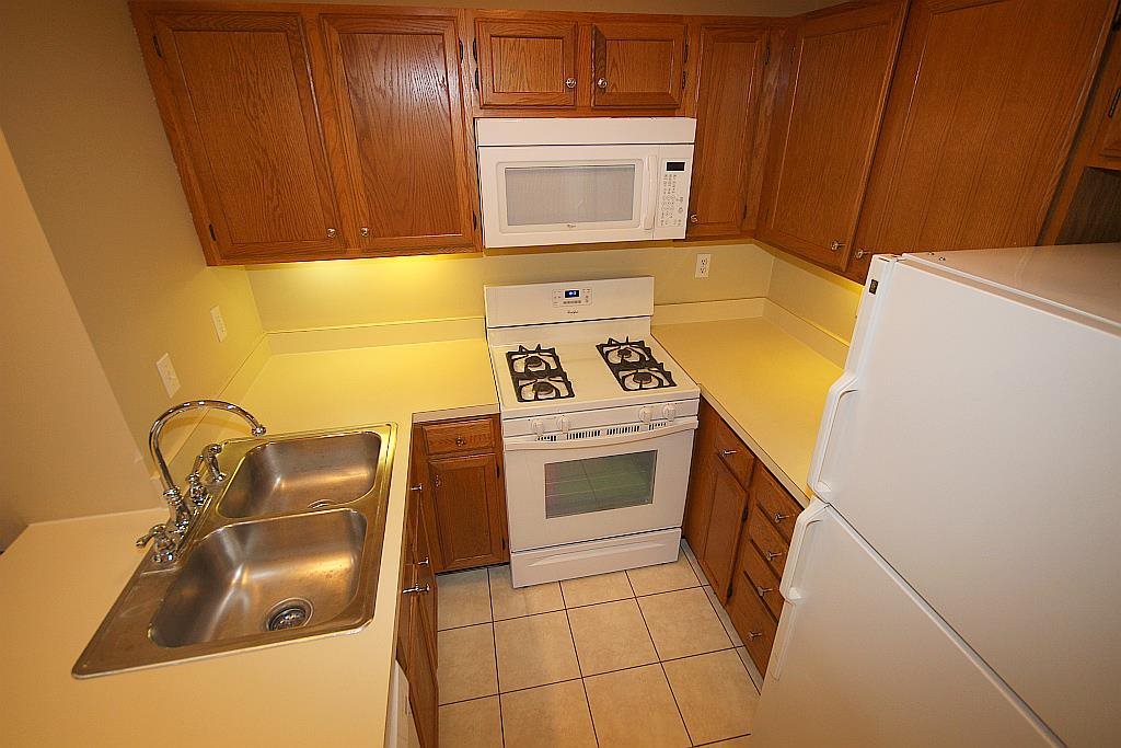 1510 N Oakhill #k-1, South Bend, IN 46637 photo 9