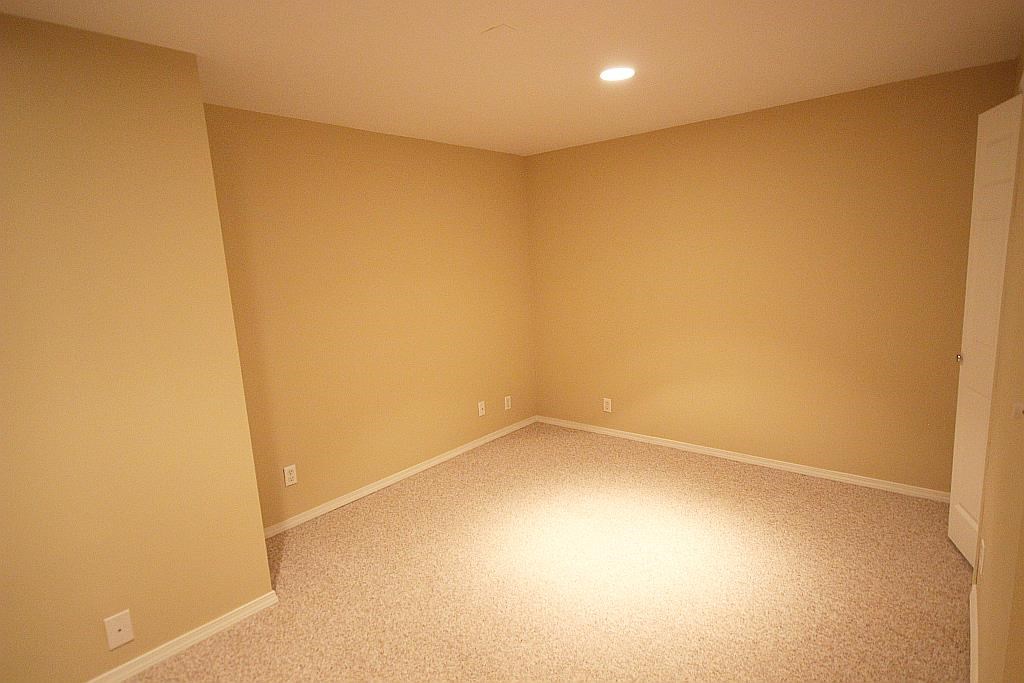 1510 N Oakhill #k-1, South Bend, IN 46637 photo 25