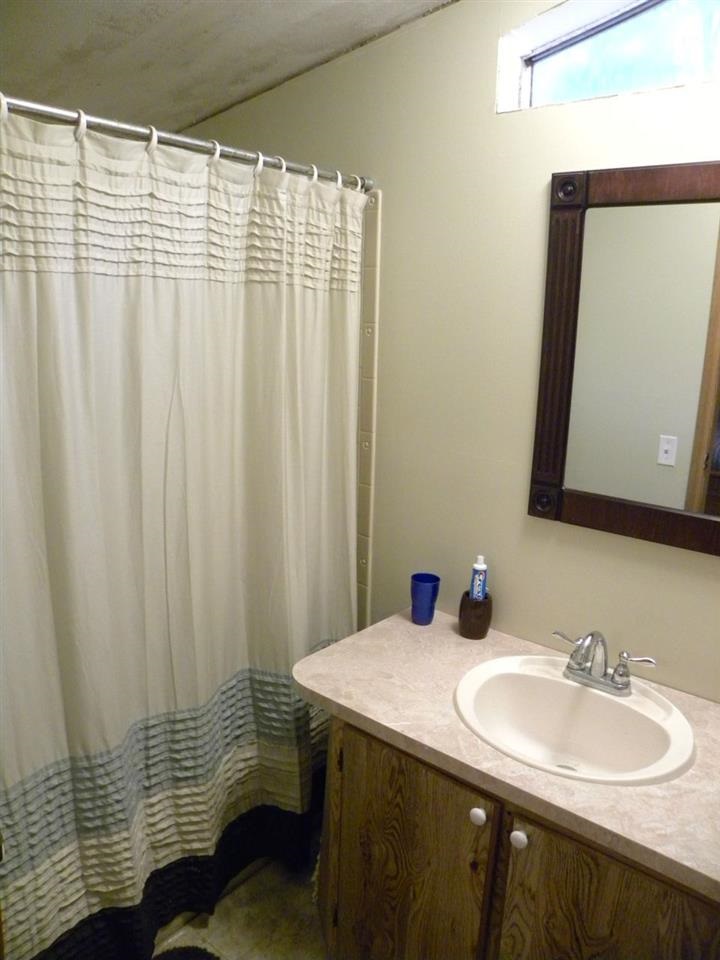 10072 S State Road 61, Oakland City, IN 47660 photo 8