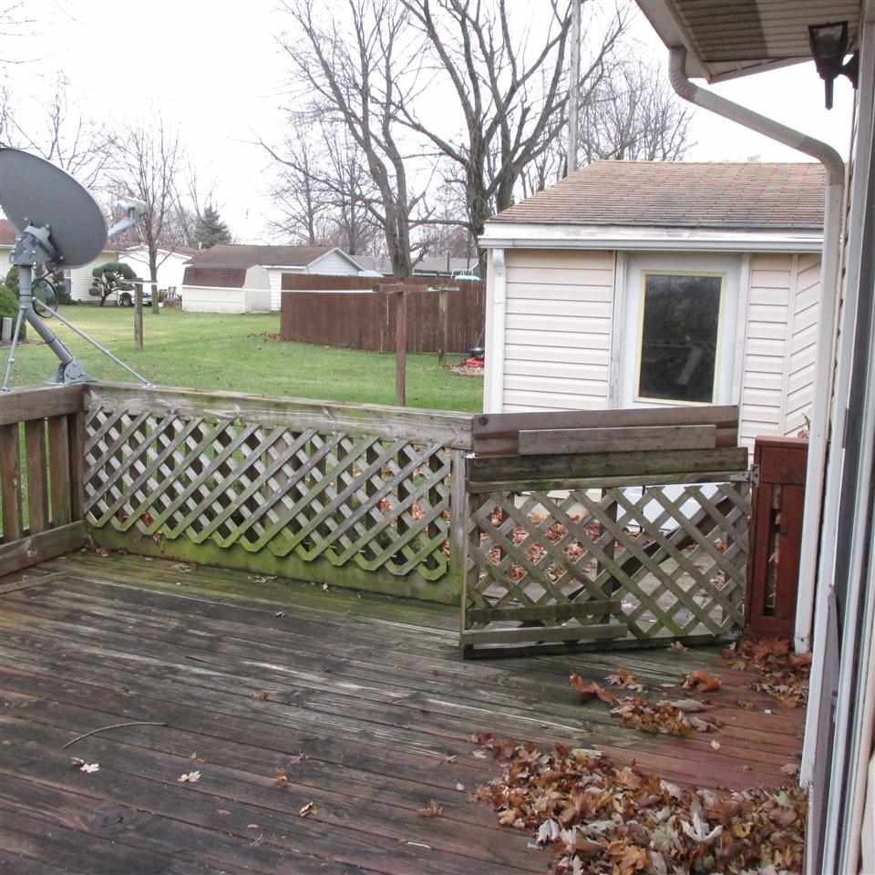 527 N Pine St, Monon, IN 47959 photo 8