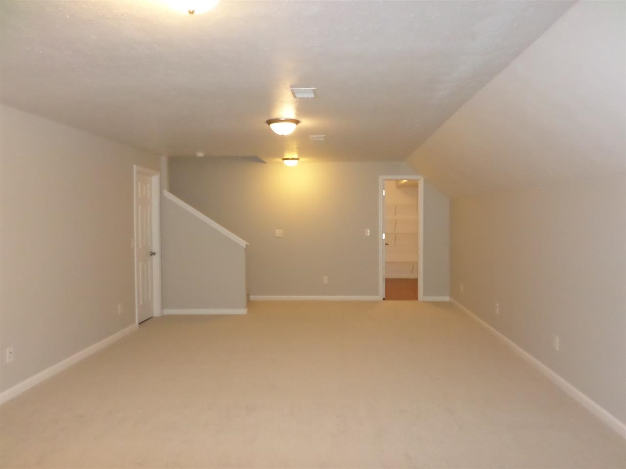 30749 Swede Dr, Elkhart, IN 46516 photo 17