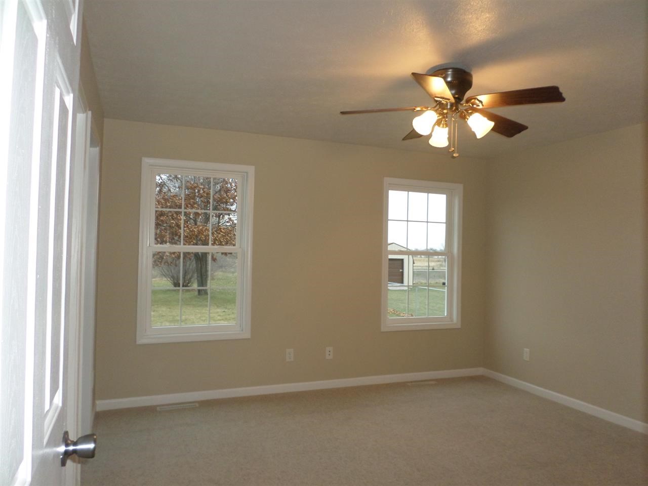 30749 Swede Dr, Elkhart, IN 46516 photo 13