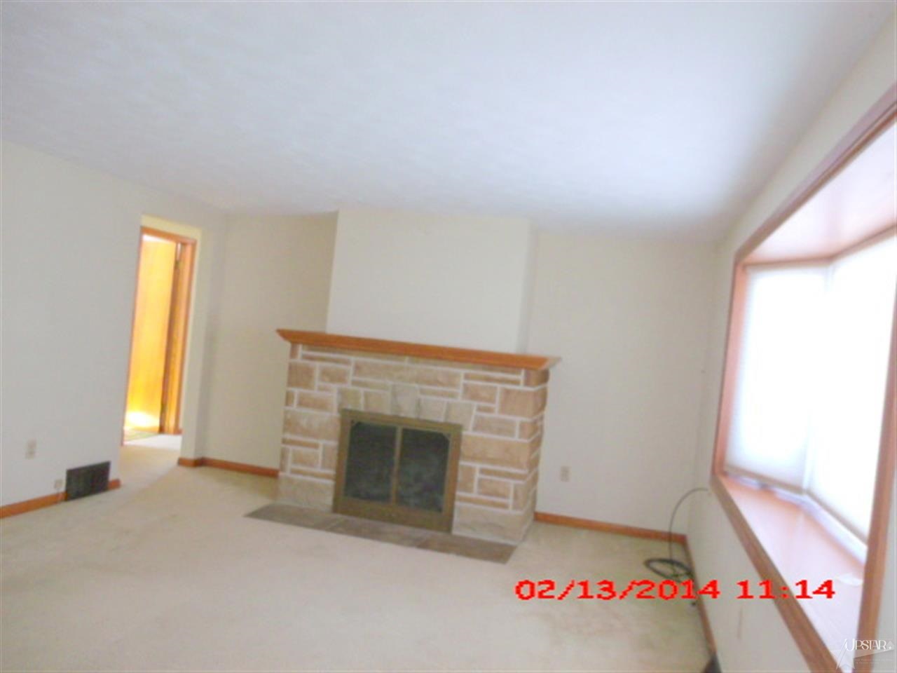 3404 Terry Ln, Fort Wayne, IN 46835 photo 3