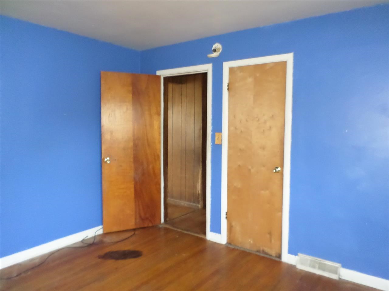 55313 Grandview Ave, South Bend, IN 46628 photo 5