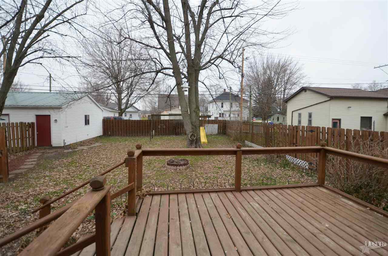 415 N Main St, Churubusco, IN 46723 photo 3