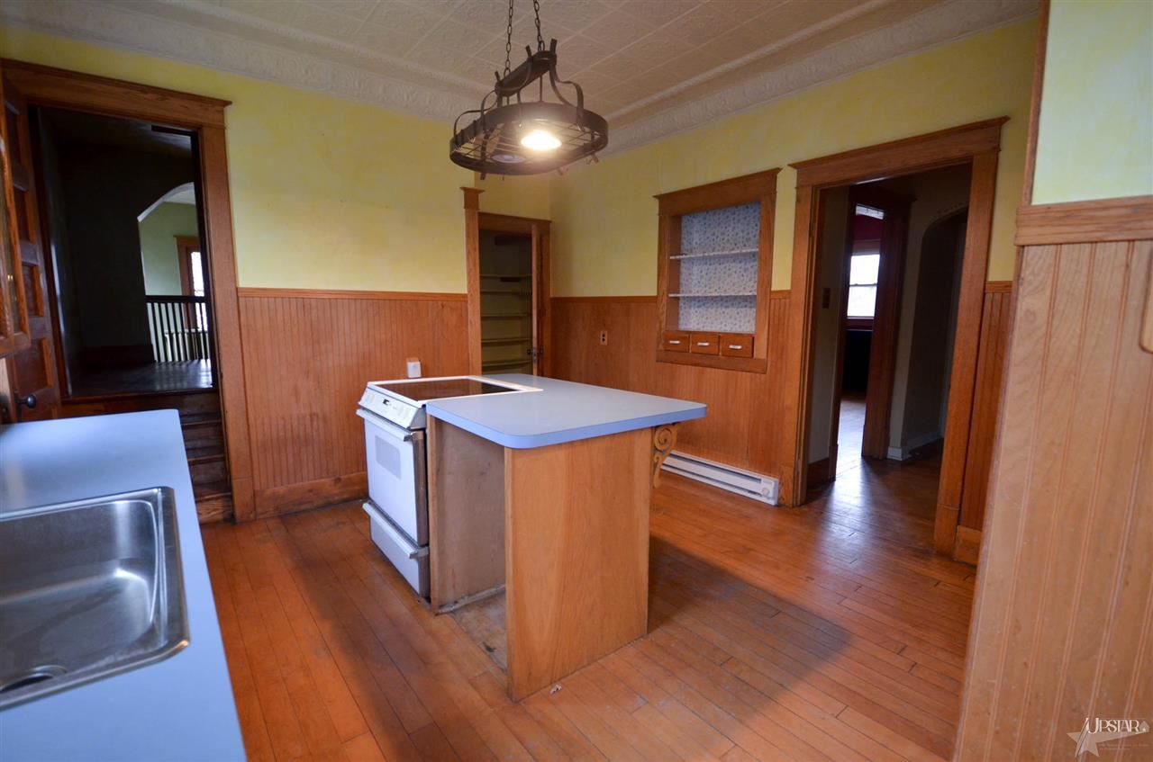 415 N Main St, Churubusco, IN 46723 photo 12