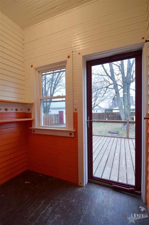415 N Main St, Churubusco, IN 46723 photo 14
