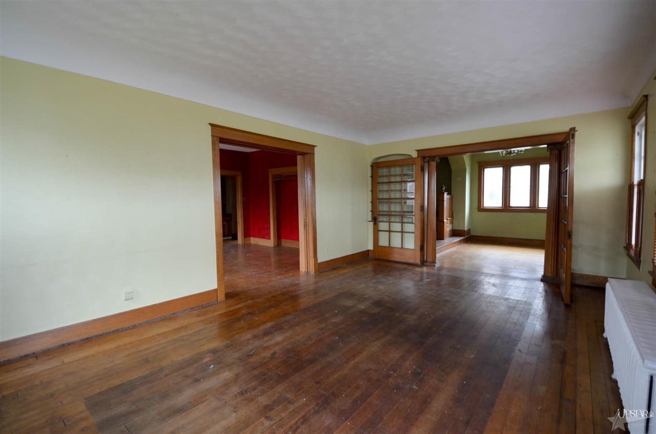 415 N Main St, Churubusco, IN 46723 photo 6