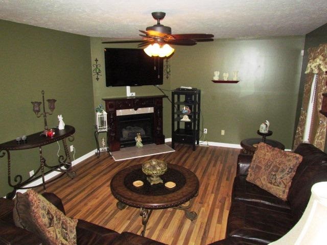 626 Imperial Dr, Evansville, IN 47711 photo 6