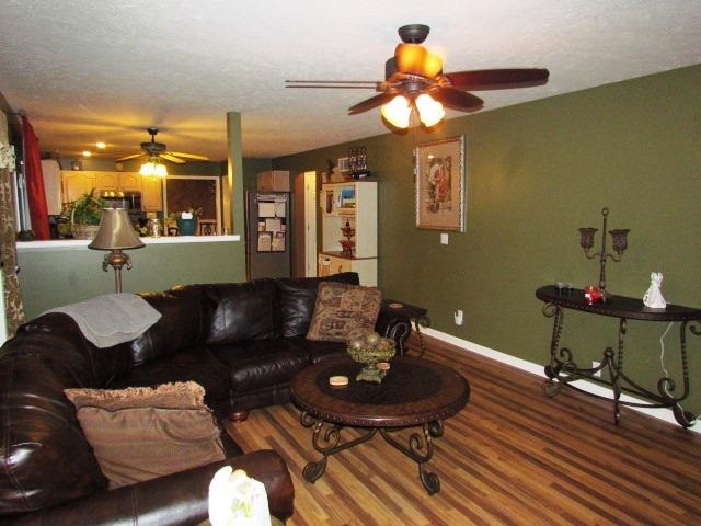 626 Imperial Dr, Evansville, IN 47711 photo 4