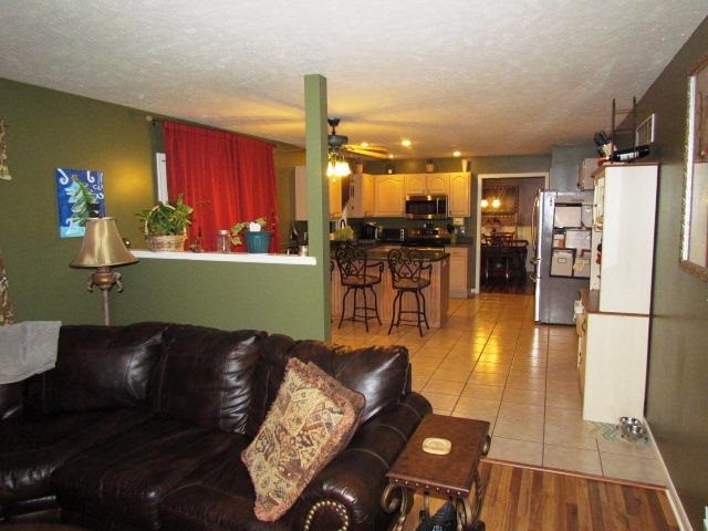 626 Imperial Dr, Evansville, IN 47711 photo 5