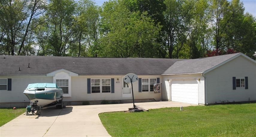 403 W Wildwood Dr, Syracuse, IN 46567 photo 1