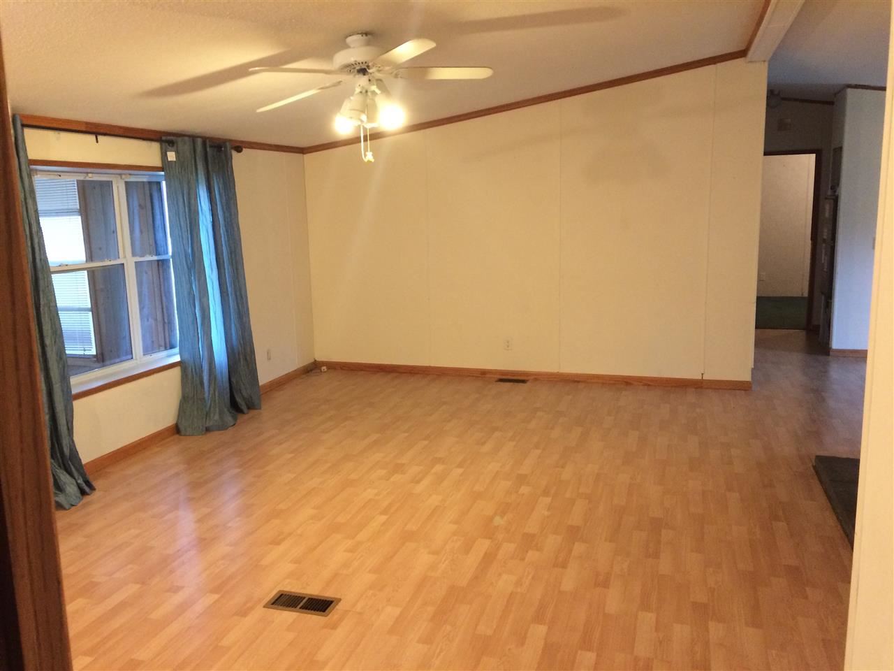 851 Allen Chapel, Kendallville, IN 46755 photo 8
