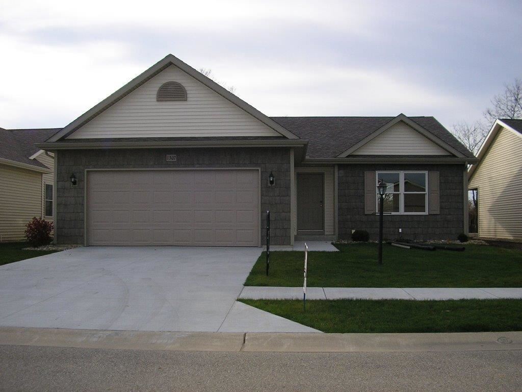 1307 Park Meadows Dr, Goshen, IN 46528 photo 1