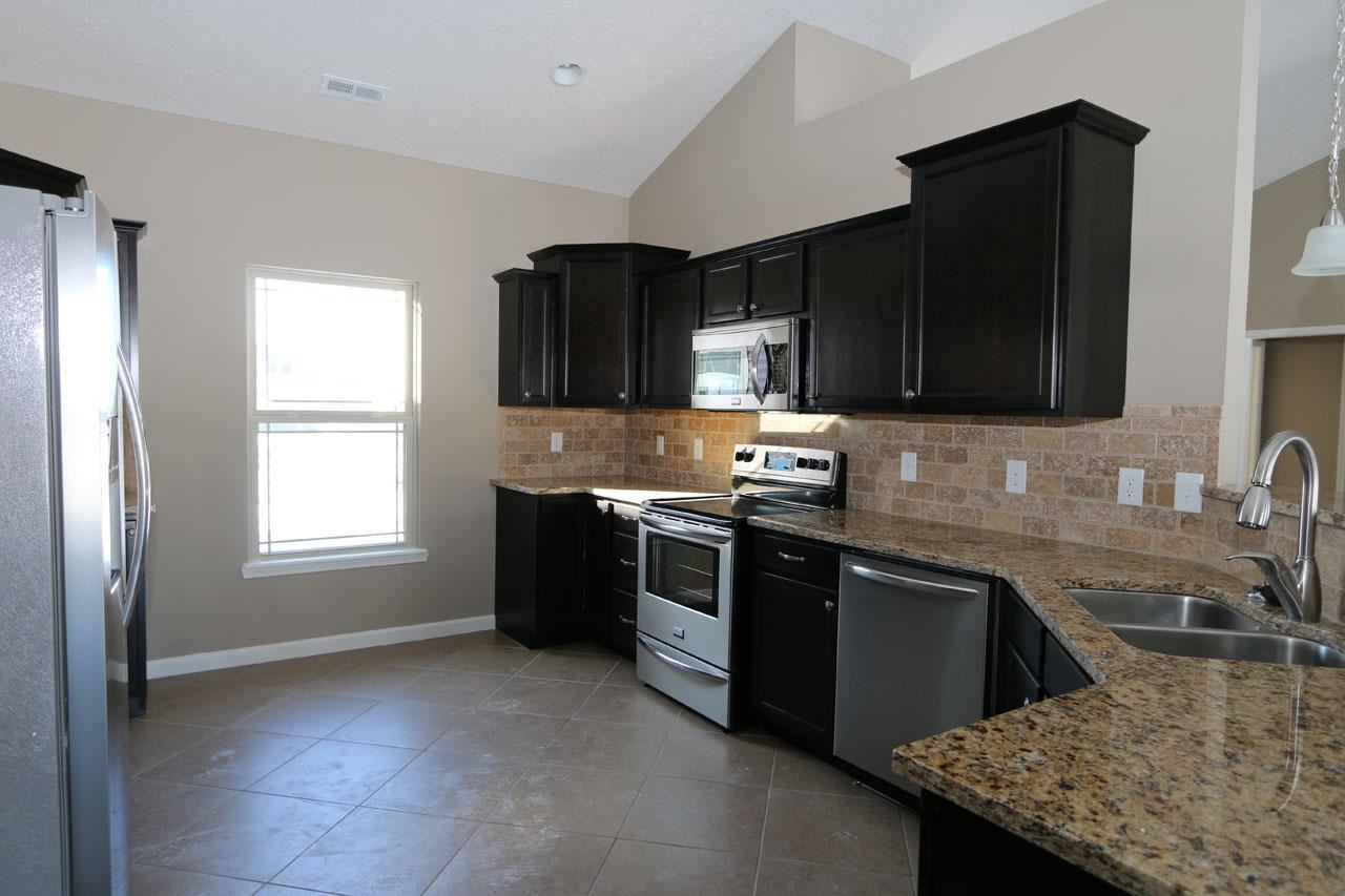 6109 Macleod Ct, West Lafayette, IN 47906 photo 3