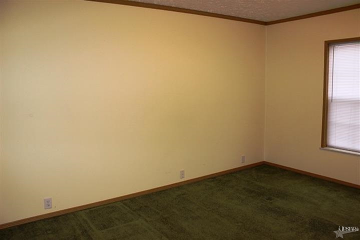 3895 N Southwinds Trl, Warsaw, IN 46582 photo 8