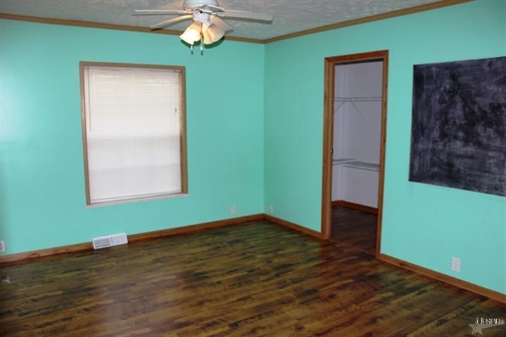 3895 N Southwinds Trl, Warsaw, IN 46582 photo 7