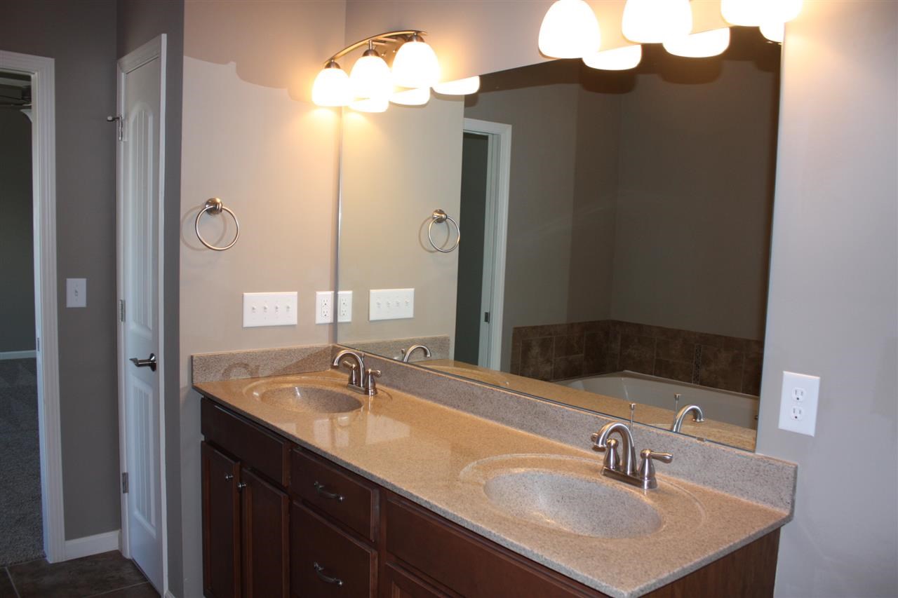 3179 Crooked Stick Dr, Kokomo, IN 46902 photo 11