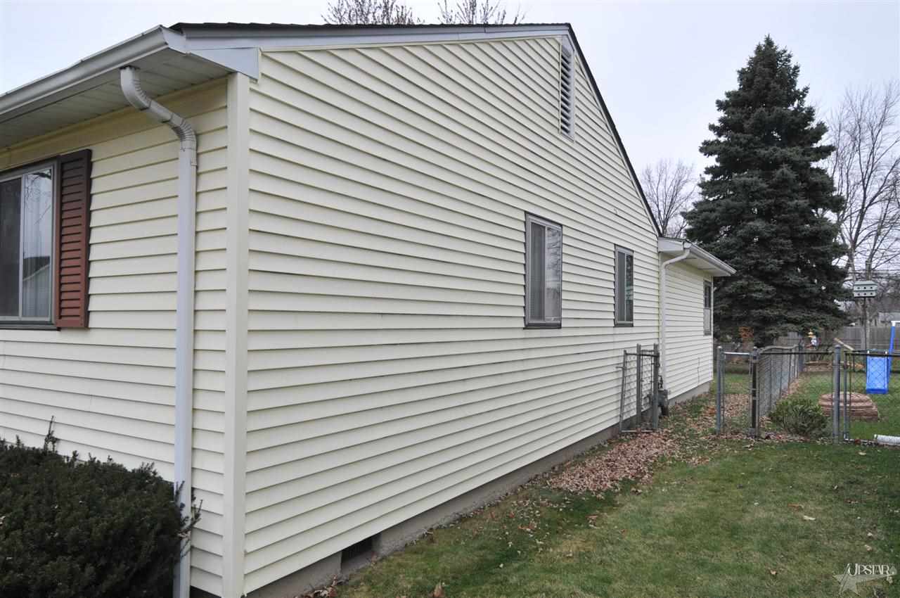 1914 Ida Ave, Fort Wayne, IN 46808 photo 2