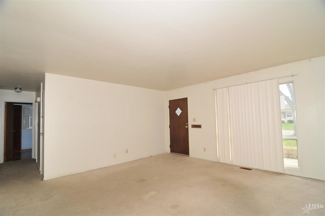 1914 Ida Ave, Fort Wayne, IN 46808 photo 6
