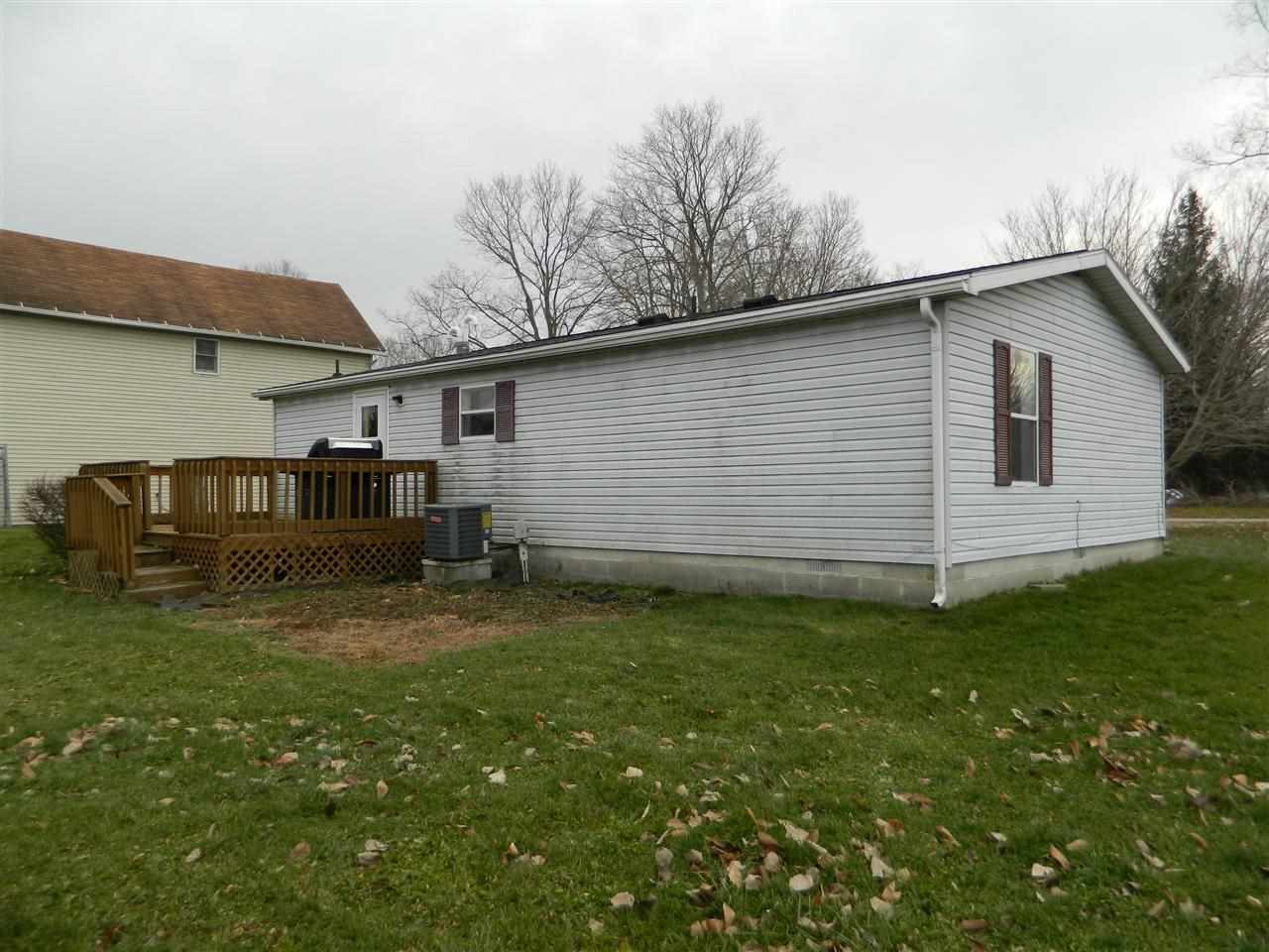 546 W Monroe St, Andrews, IN 46702 photo 3