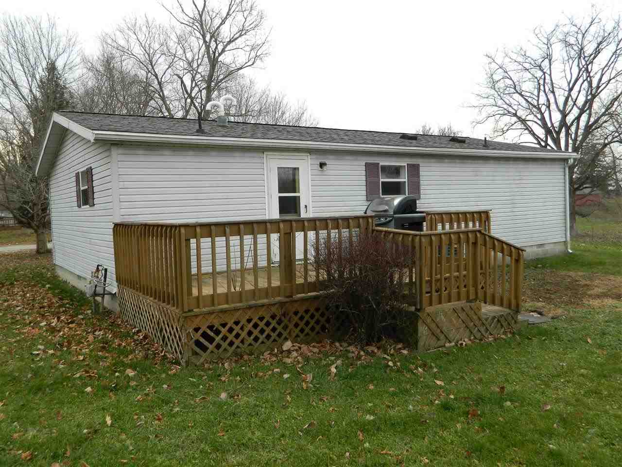546 W Monroe St, Andrews, IN 46702 photo 4