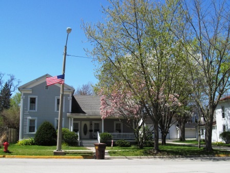 604 S Cavin, Ligonier, IN 46767 photo 1