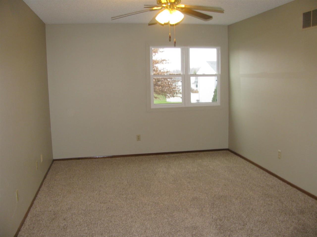 2114 Del Norte Dr, Kendallville, IN 46755 photo 13