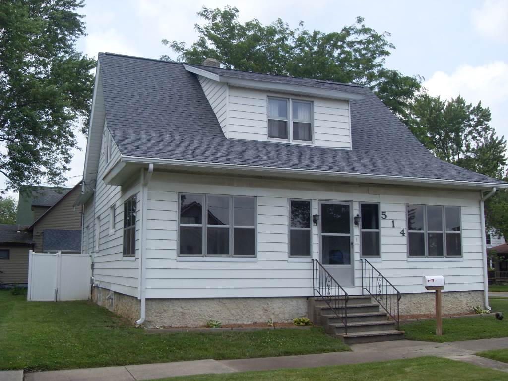 514 E Houston, Garrett, IN 46738 photo 1