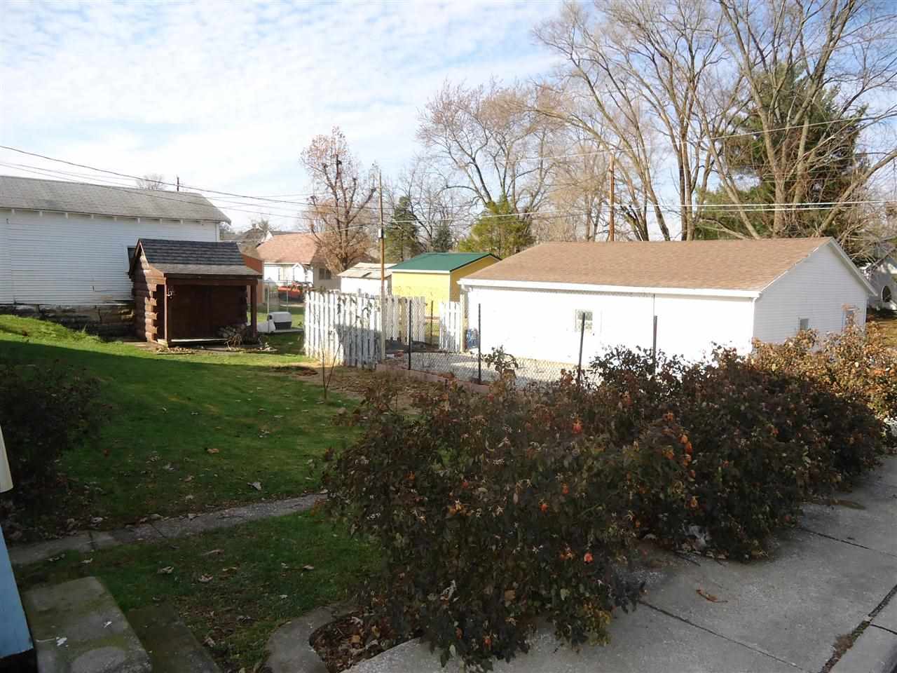 1701 12th St, Bedford, IN 47421 photo 3
