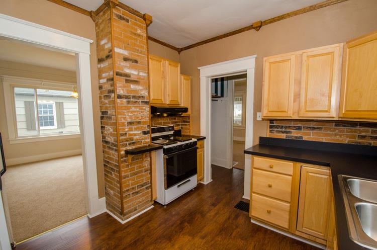 925 Ewing, South Bend, IN 46613 photo 11