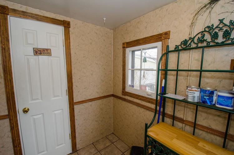 925 Ewing, South Bend, IN 46613 photo 23