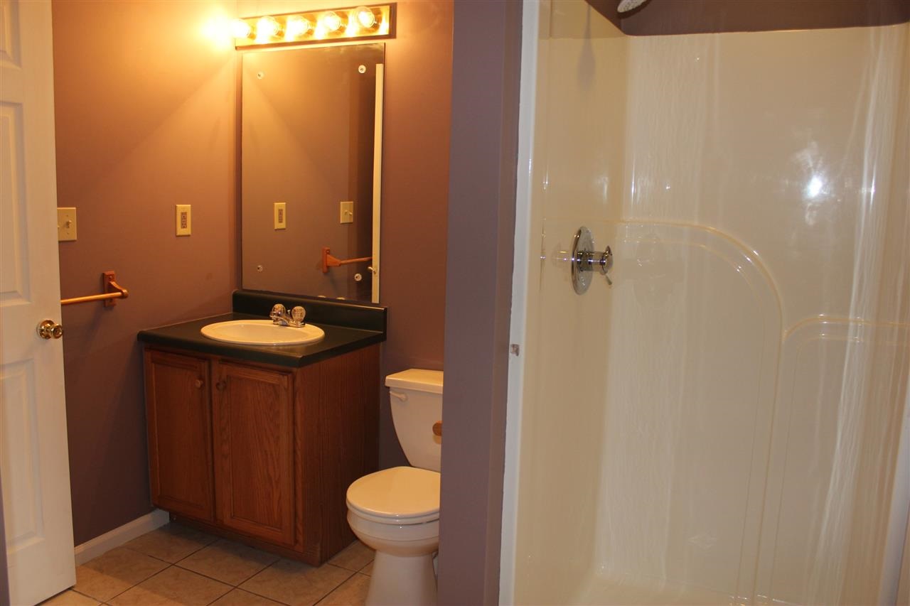 608 E 9th St, Huntingburg, IN 47542 photo 11